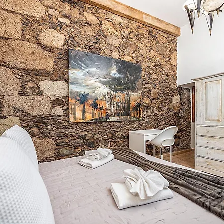 La Casa Del Artista Las Palmas